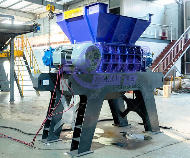 Wood Shredder / Sawdust Machine