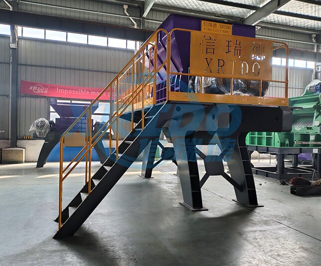 Waste Shredder Machine