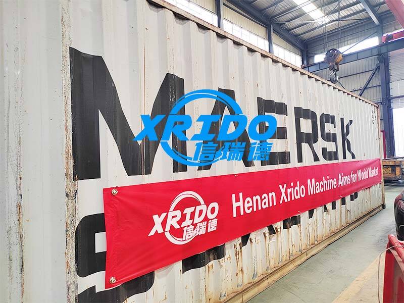 Two 800 double-shaft shredders are delivered to the site